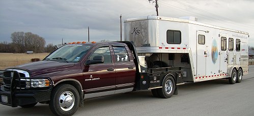 Used 3 horse, 8 ft. shortwall, manger package
